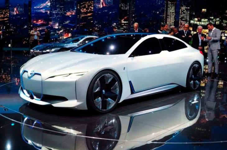 BMW lanzará un nuevo auto eléctrico en 2021