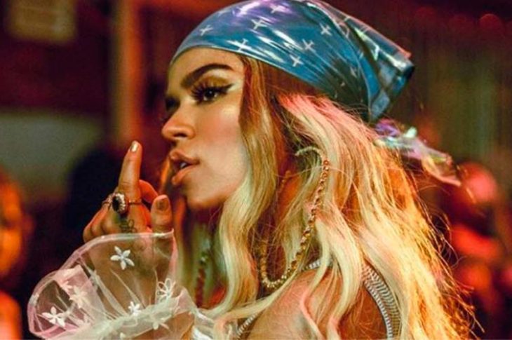 El top transparente de Karol G