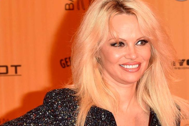 Pamela Anderson se desnudó en Instagram