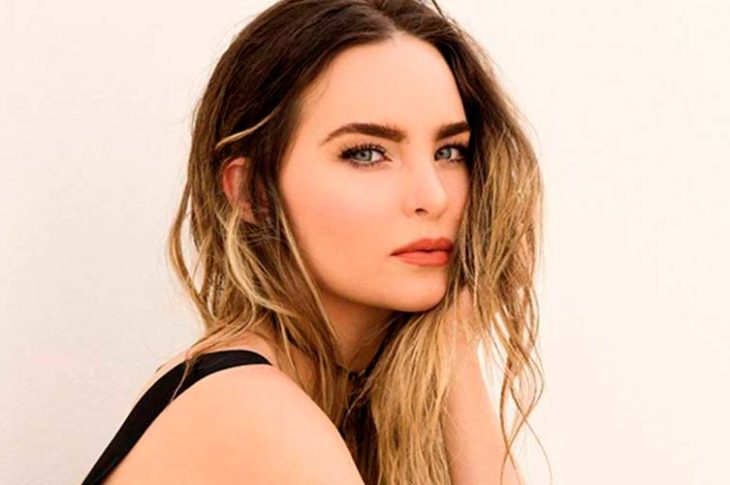 Belinda, escotazo y sus piernas en Instagram