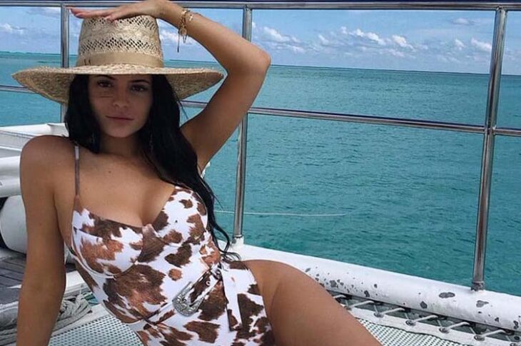 Kylie Jenner comparte un mensaje en español