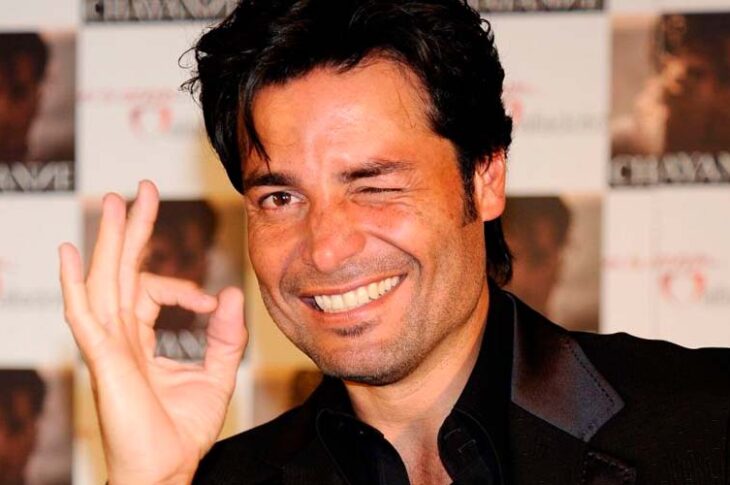 Chayanne celebra 51 años como todo un papacito