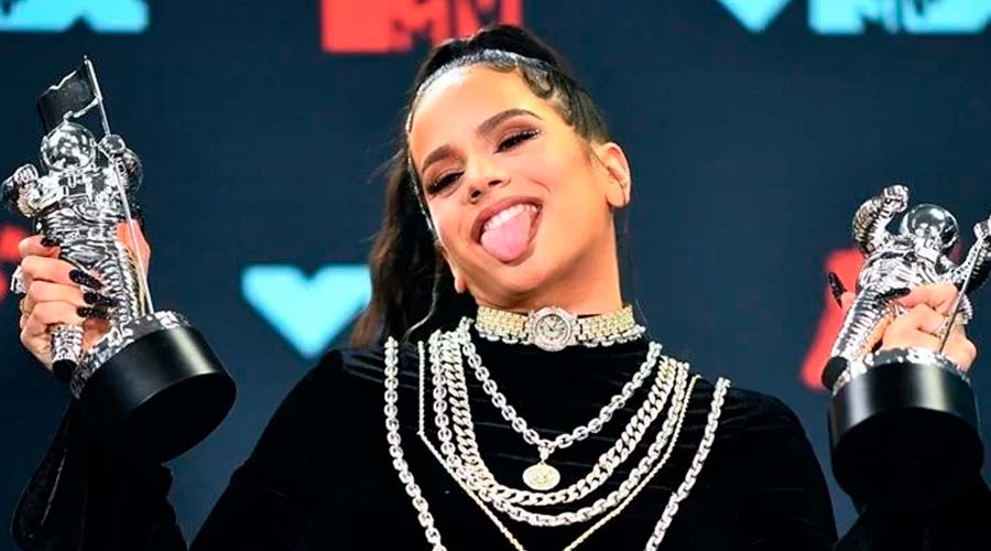 Rosalía la primer española en ganar un MTV VMAs