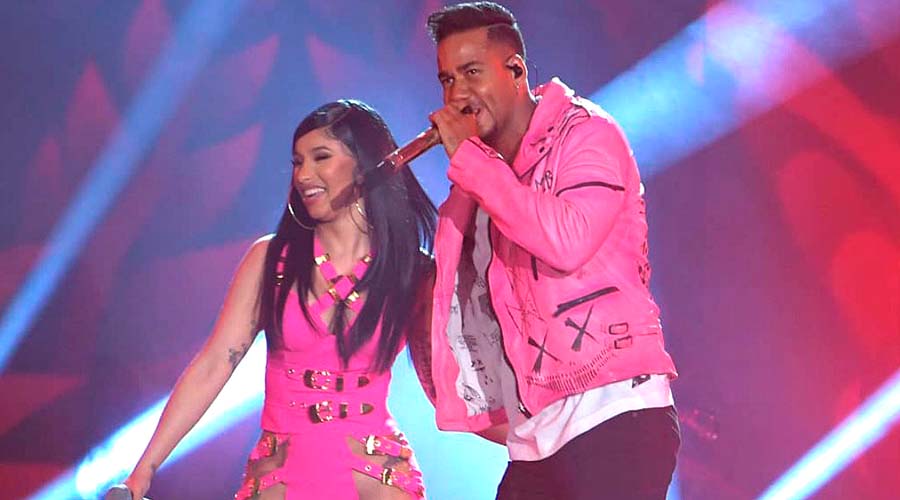 Cardi B y Romeo Santos sorprenden cantando "Obsesión"