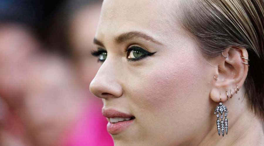 Scarlett Johansson defendió a Woody Allen de acusaciones