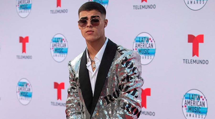 Lunay es el Nuevo Artista del Año de los Latin AMA