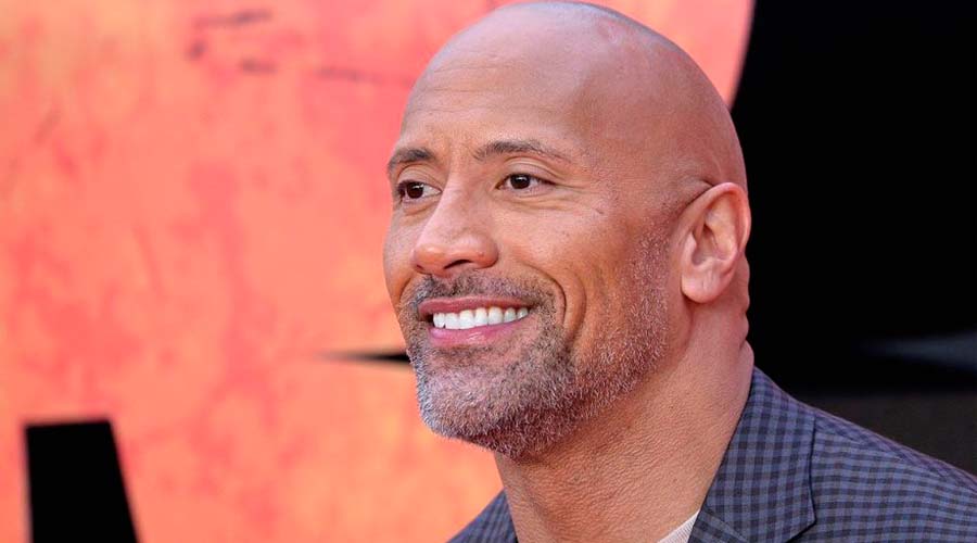 “The Rock” confiesa por qué tardo en casarse