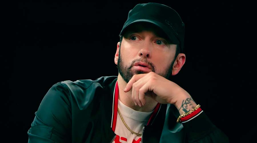 Eminem lanza sorpresivo álbum y genera polémica