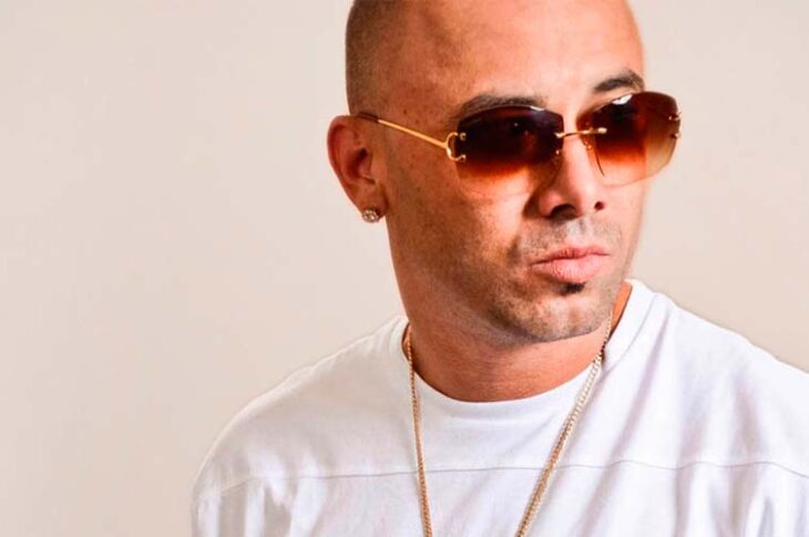 Wisin renueva sus votos matrimoniales