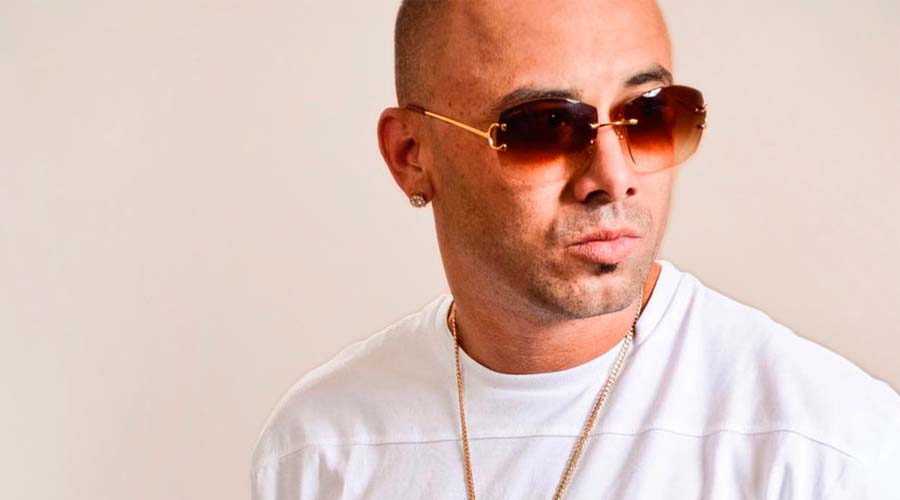 Wisin renueva sus votos matrimoniales