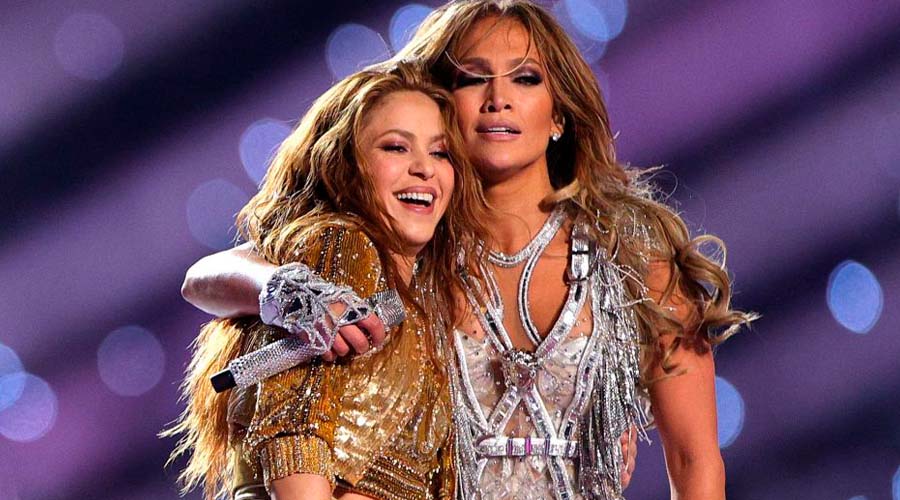 El abrazo de Shakira y Jennifer López que no se vio