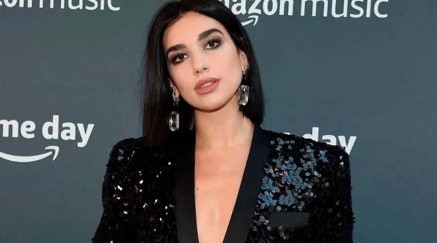 Dua Lipa emite un mensaje a sus seguidores por COVID-19