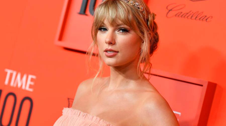 Taylor Swift dona un millón de dólares a los afectados
