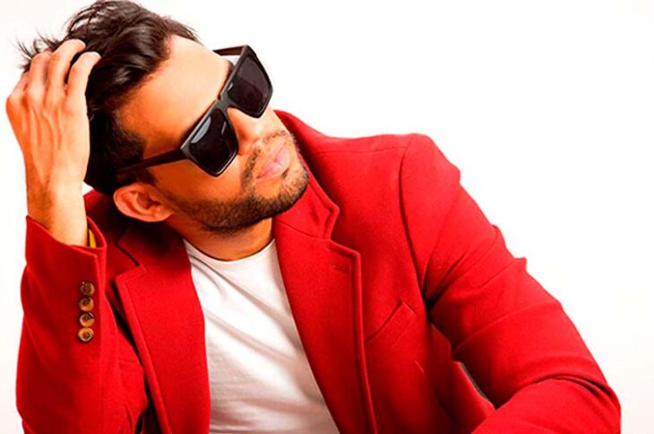 Alex Sánchez sorprende con nueva colección