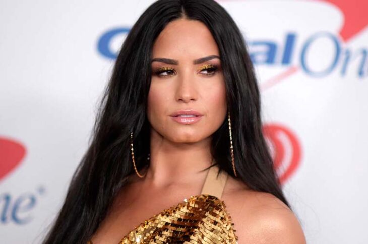 Demi Lovato regresa a modelar ropa deportiva