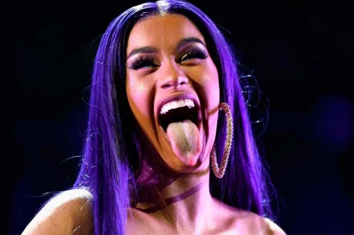La hija de Cardi B juega entre diamantes