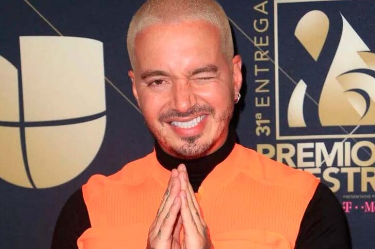 J Balvin reveló que comenzó a cantar para ayudar a su padre