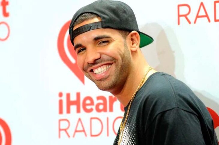 Drake duerme en un colchón de casi $400,000 dólares