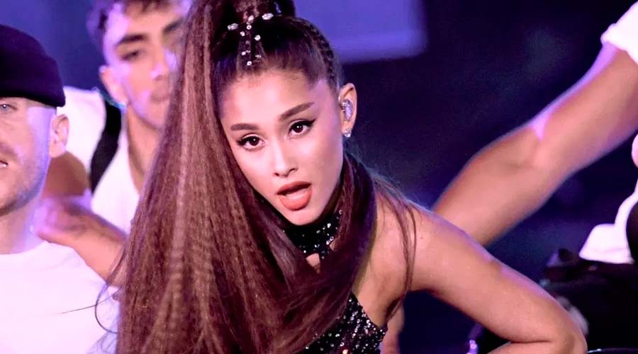 Ariana Grande consigue orden de alejamiento contra fan