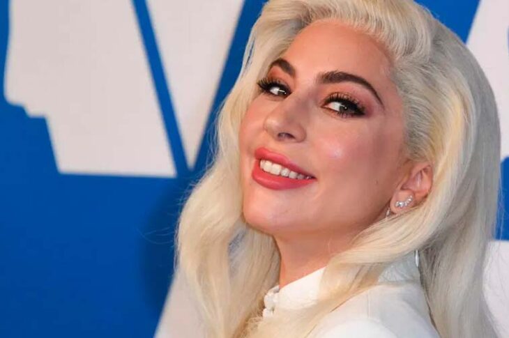 Los clásicos baños de hielo de Lady Gaga