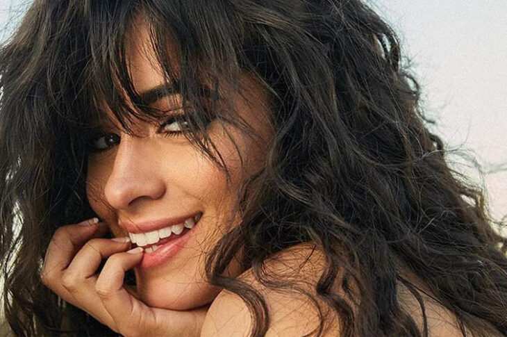 Camila Cabello reaparece feliz