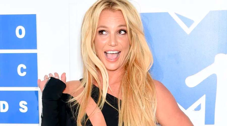 Britney Spears se sometió voluntariamente a su tutela legal