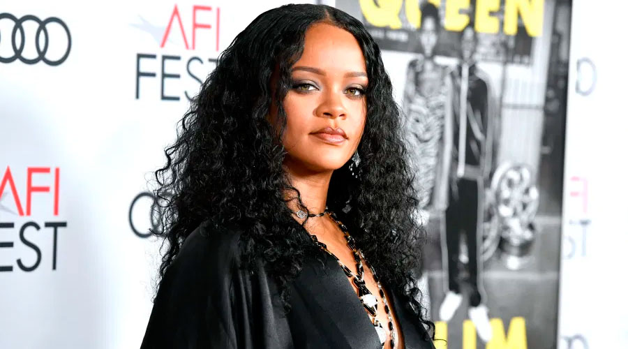 Demandan a Rihanna por usar este tema sin permiso
