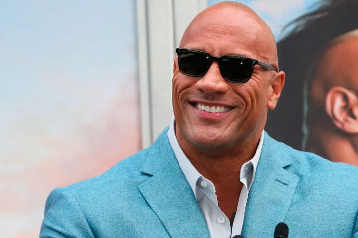 Dwayne Johnson salva las navidades de un viudo