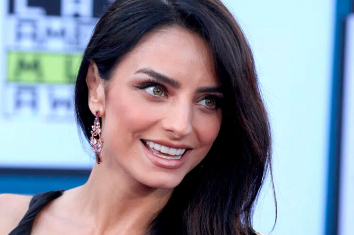 Aislinn Derbez sufre pequeño percance en la carretera