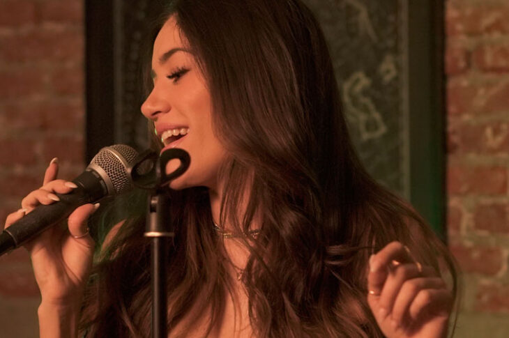 Marylí Morett lanza "Pégate" ft Elías Campos y Fernando Blu