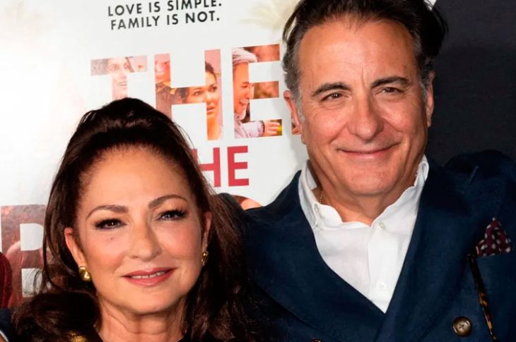 Por primera vez en 47 años Gloria Estefan besó a otro hombre