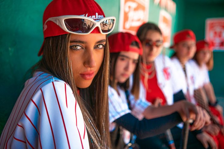 NICOLE FAVRE batea un Home Rum con "MALAMANIA"