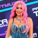 Genesis Díaz en la alfombra de Premios Tu Música Urbano