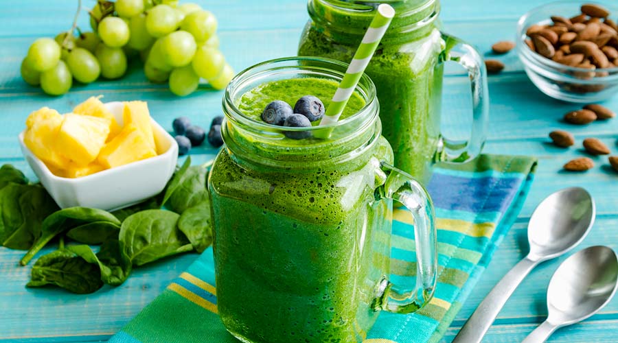 Combate la fatiga con un delicioso smoothie verde energizante