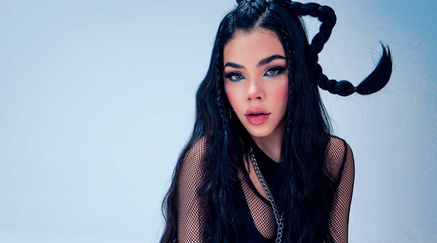 Kenia Os recibe tres nominaciones de Premio Lo Nuestro