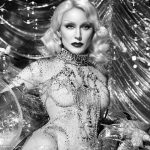 Daphne Guinness presenta su sencillo “Dark Night of The Soul”