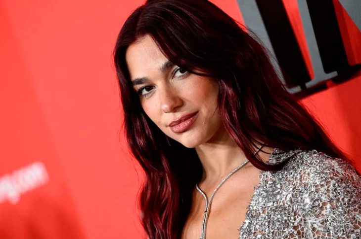 Dua Lipa sorprendió con un concierto en Times Square
