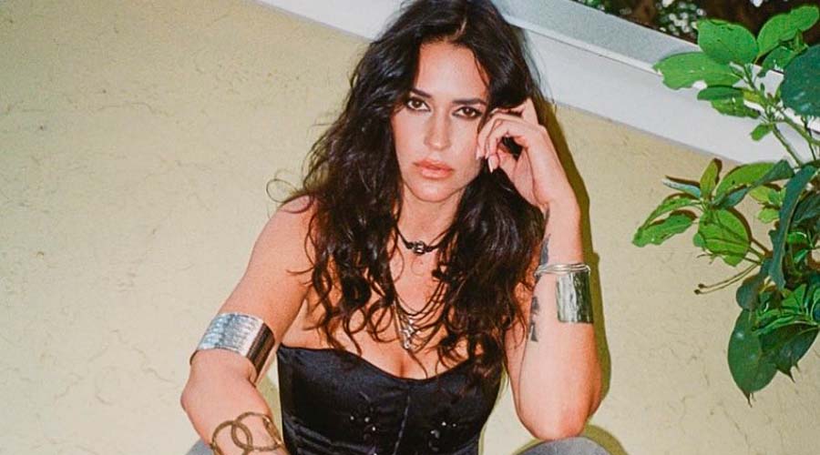Kat Dahlia lanza su esperado sencillo "FUTURO AMOR"