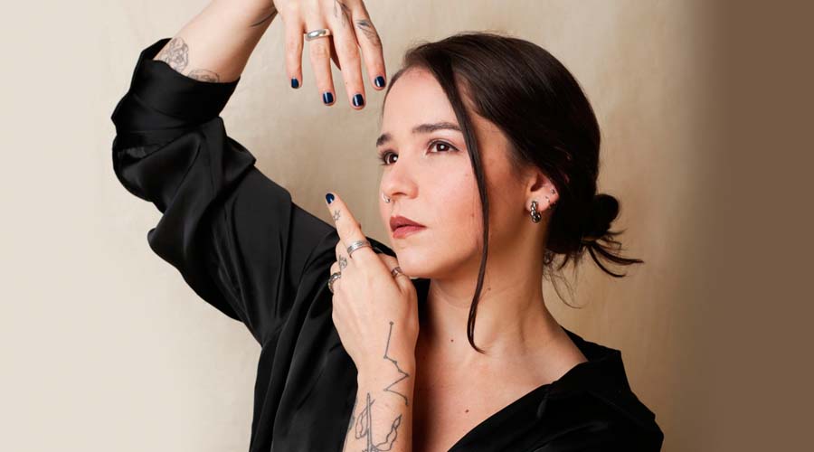 Soy Emilia lanza "Morfo", el tercer sencillo de Ecdisis