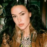 Kat Dahlia lanza su nuevo sencillo «BALCÓN»