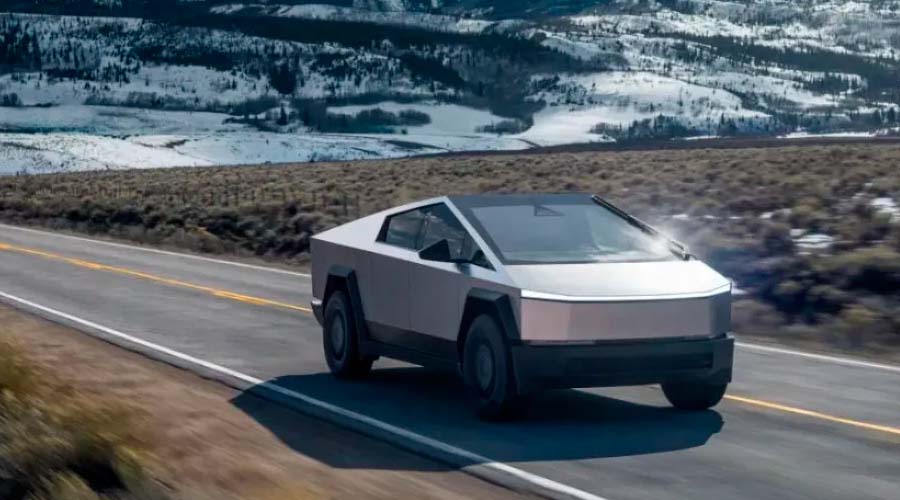 Tesla lanza la Cybertruck más eficiente y económica