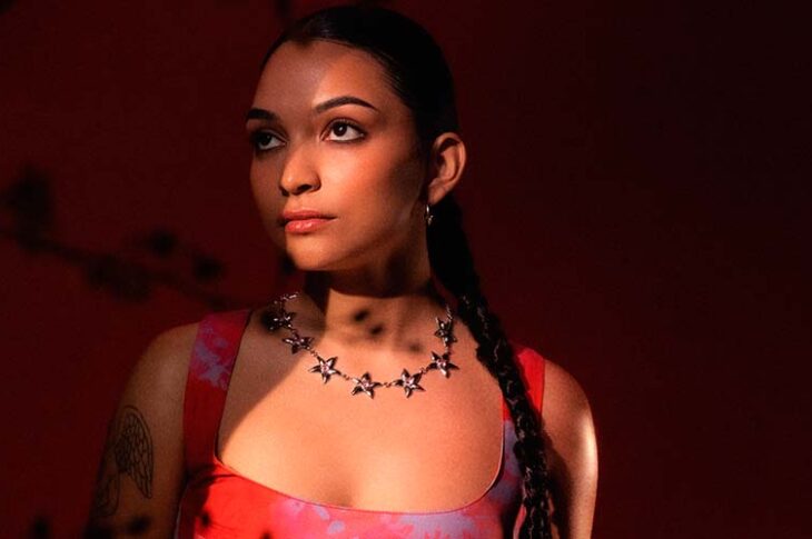 Ambar Lucid lanza nuevo EP EL JARDÍN DE LÁGRIMAS