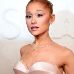 Ariana Grande está de luto tras el fallecimiento de su abuela