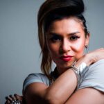 Ruby Palomino lanza su álbum “NO LLORABA…SONREÍA”