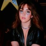 July Abril prepara su nuevo álbum “Busco Salir”