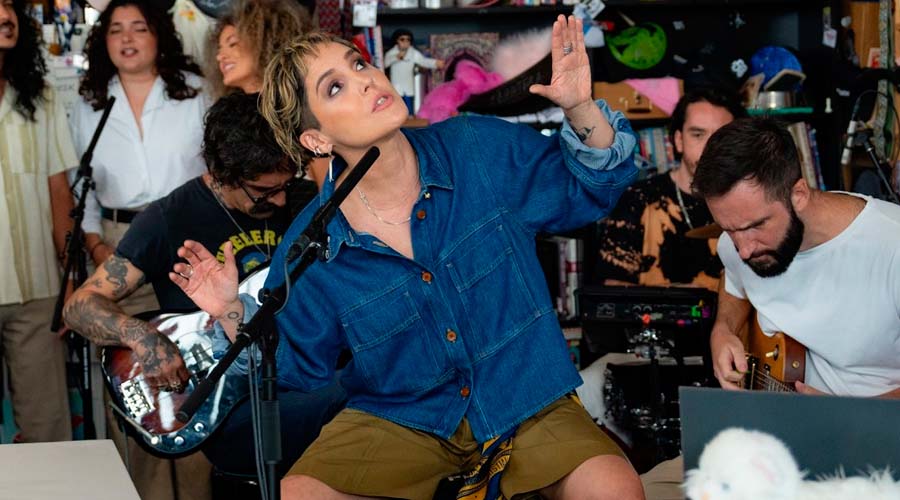 Rubio hace su debut en Tiny Desk de NPR con presentación acústica