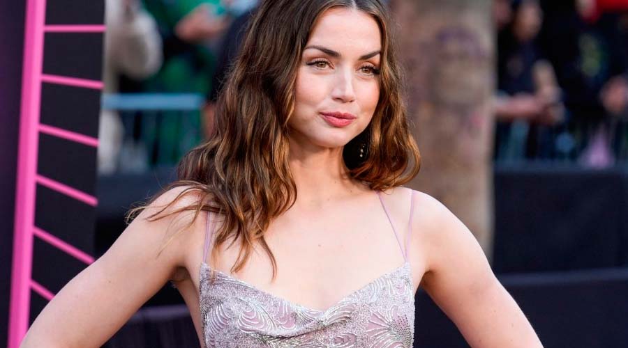 Ana de Armas terminó con Tom Cruise por sentirse “incómoda”