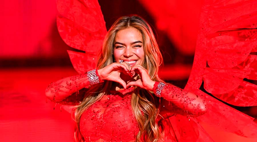 Karol G sorprendió con un nuevo cambio de look