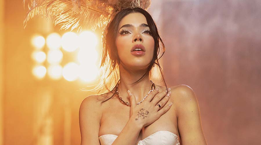 Kenia Os estrena su tema “TU Y YO X SIEMPRE”