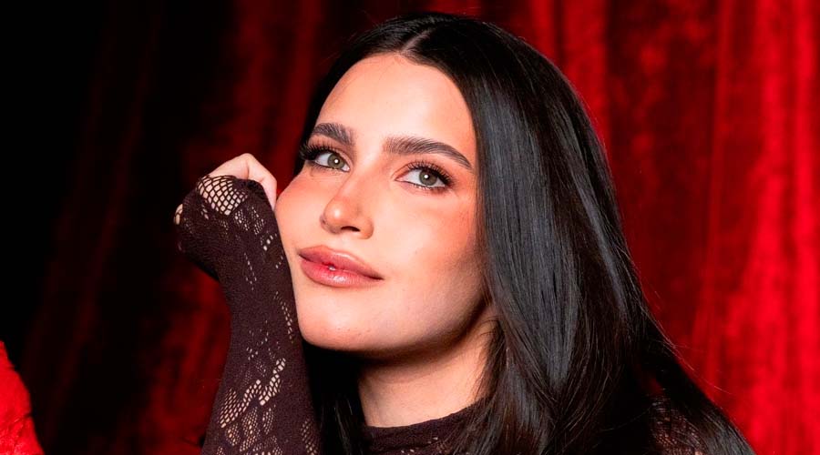 Zhamira Zambrano, nueva portada en Ooops! Magazine